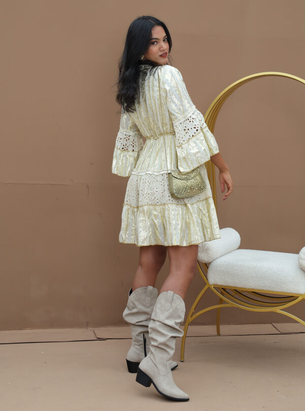 Vestido Luxo Curto em Laise e Grippir - Image 4